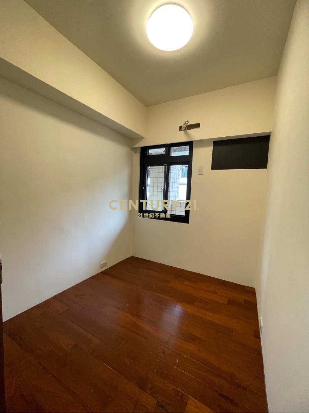 台北大國電梯三房車位