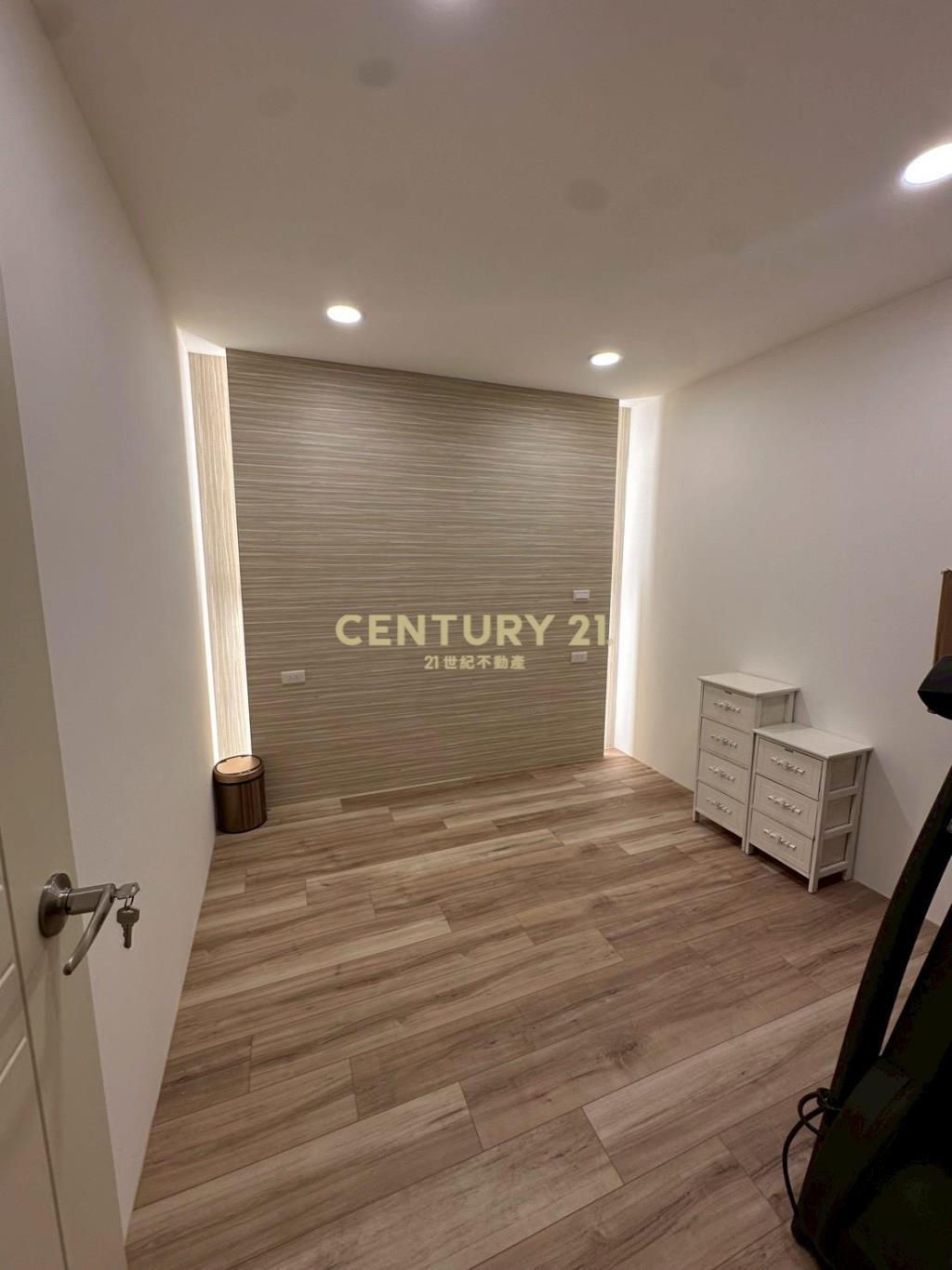 市區精美機能三房