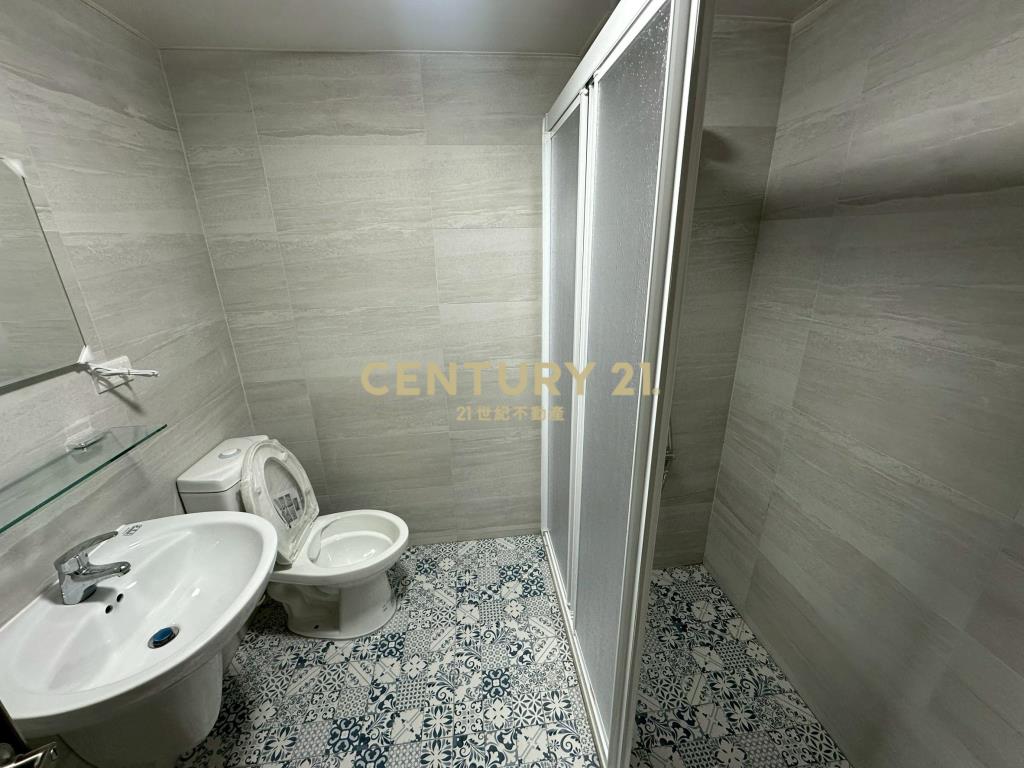 藍天麗地最前區兩房