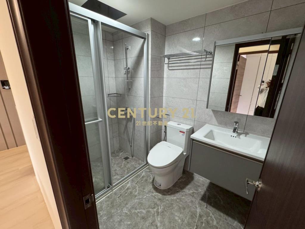 夢悅城精裝三房車位