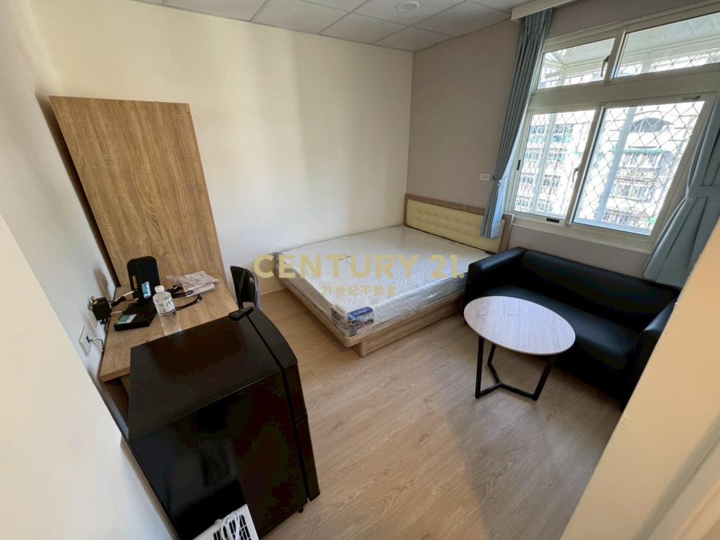 全新投資收租四套房