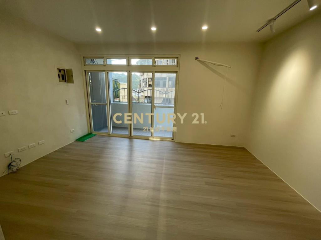 正信低樓層美三房