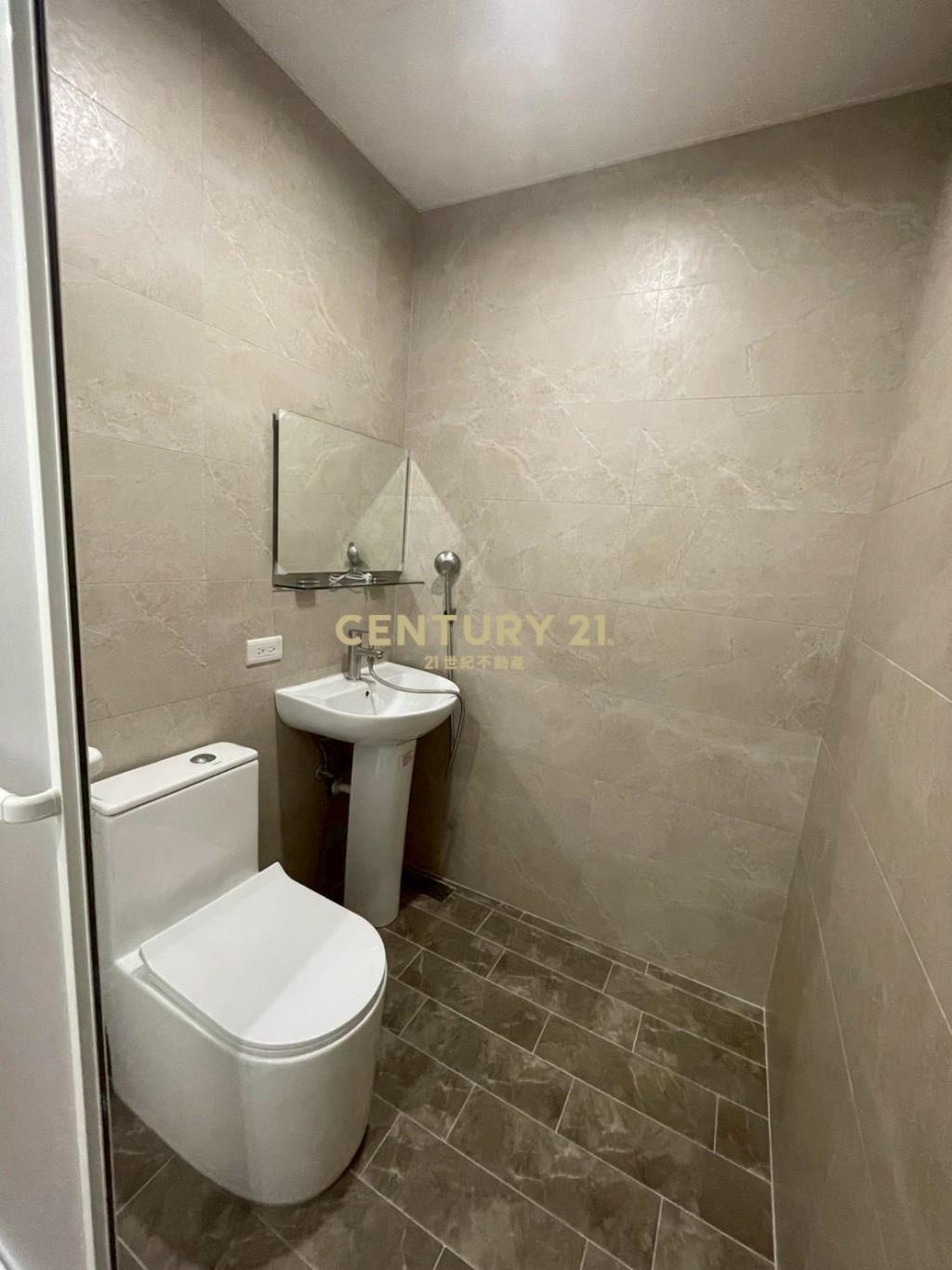 正信低樓層美三房