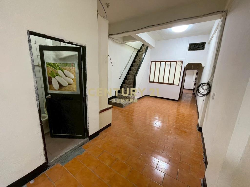 東光路正路邊透天