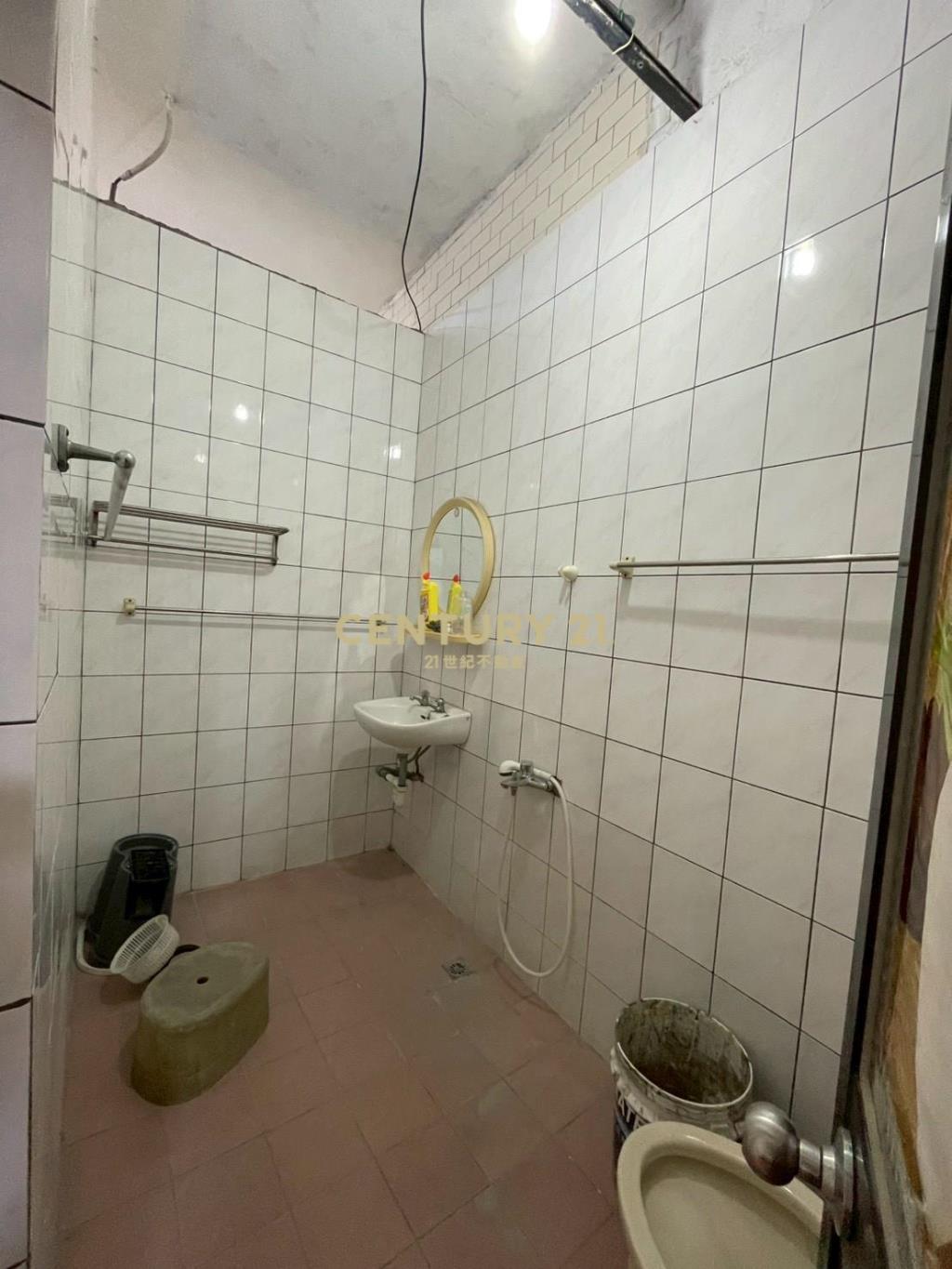 東光路正路邊透天