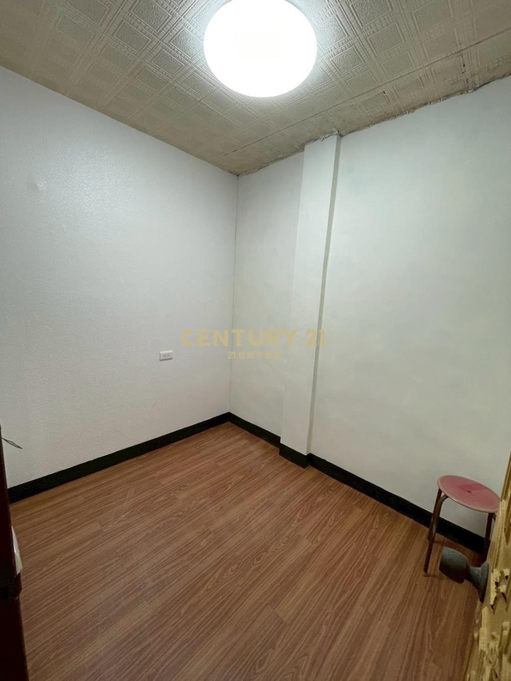 東光路正路邊透天