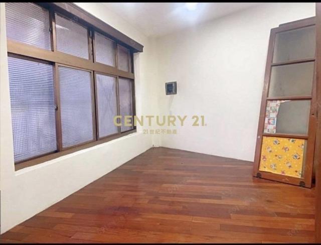 孝一路美寓三房四樓