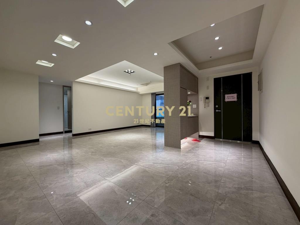 天驕景觀三房+車位