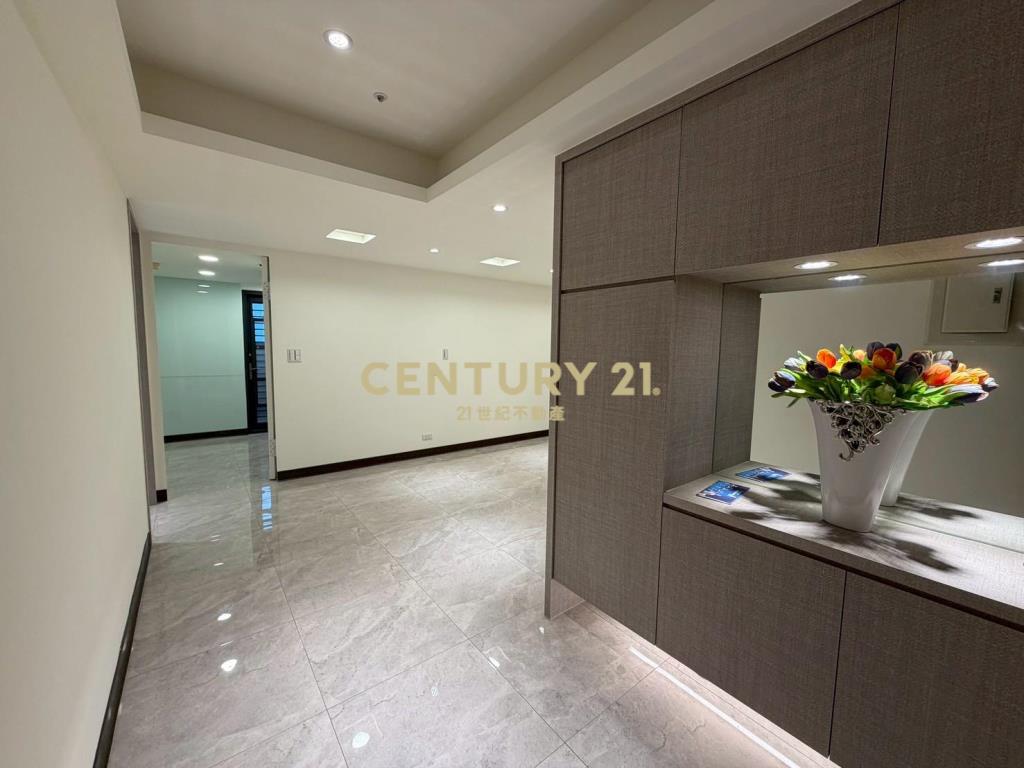 天驕景觀三房+車位