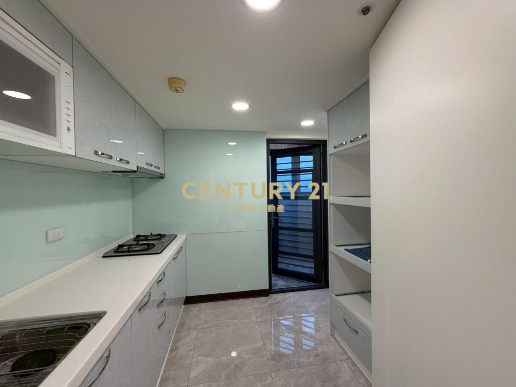 天驕景觀三房+車位