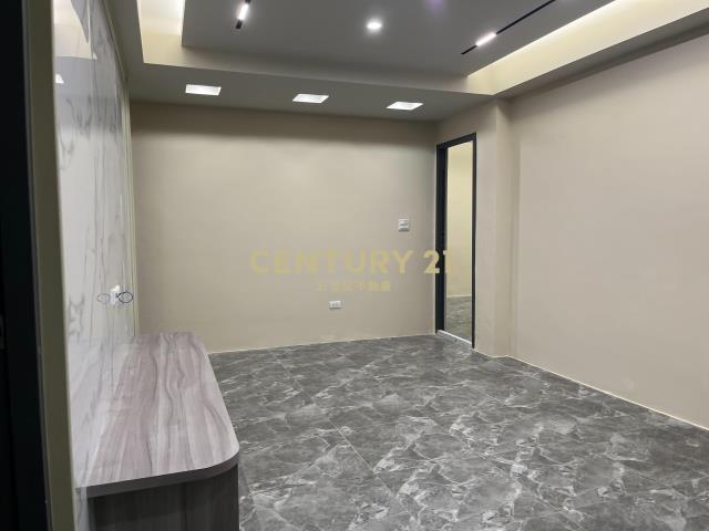 安樂路一段全新裝潢三樓