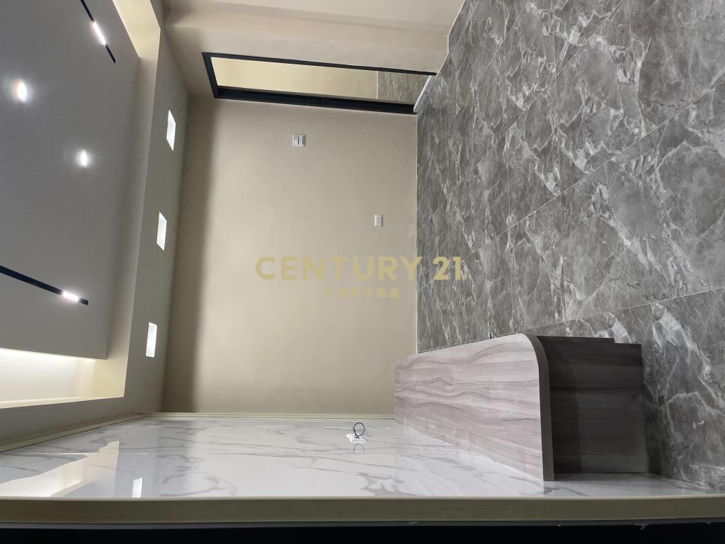 安樂路一段全新裝潢三樓