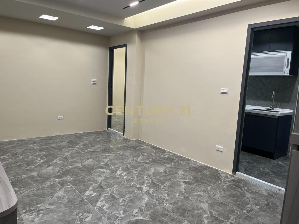 安樂路一段全新裝潢三樓