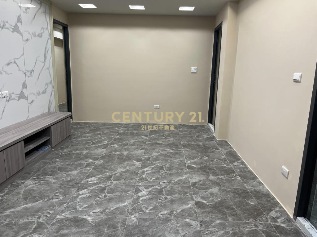 安樂路一段全新裝潢三樓