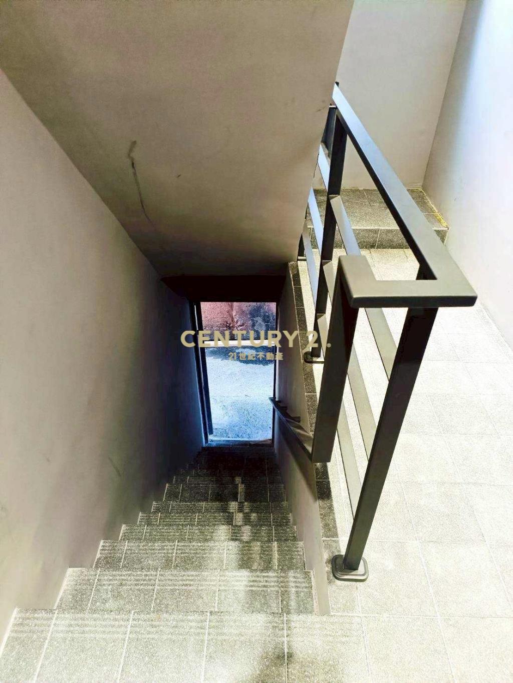 孝二路精美透天套房