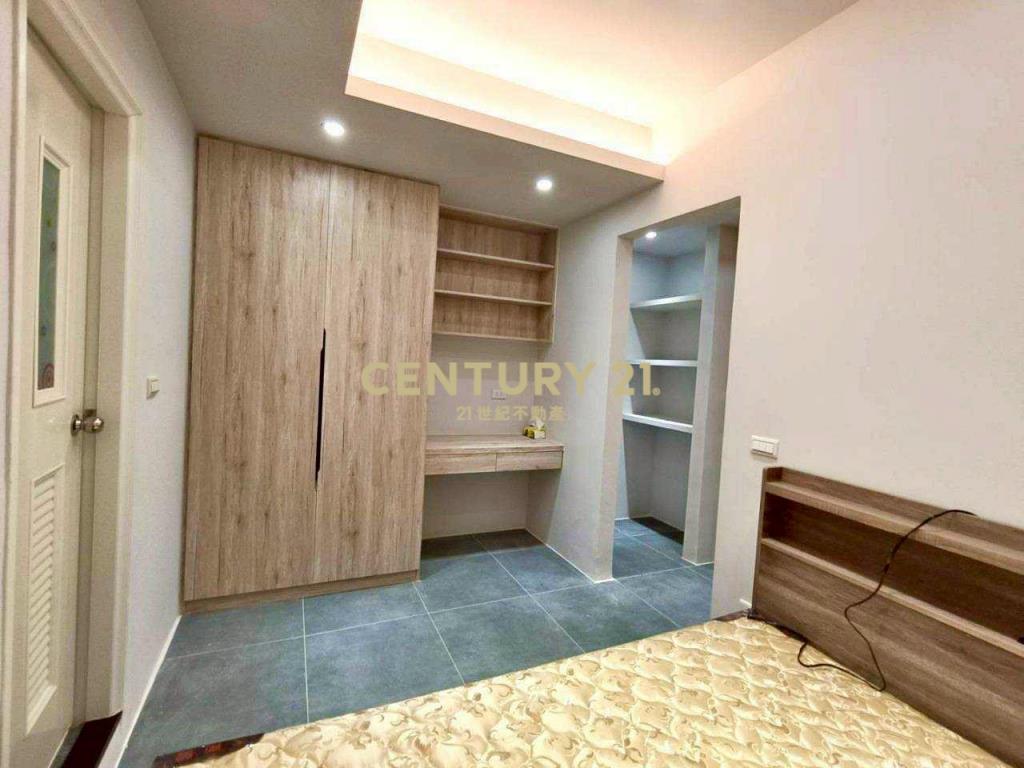 孝二路精美透天套房