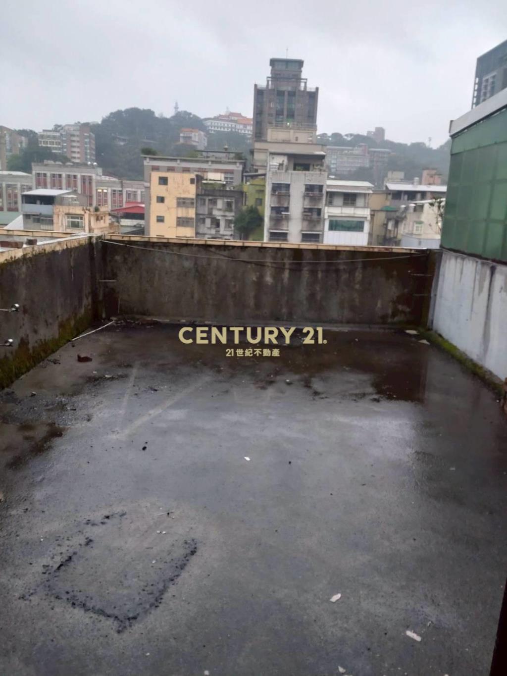 仁一路透天店面租