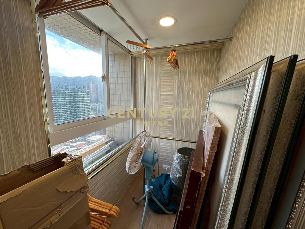 國泰醫院旁機能4房平車