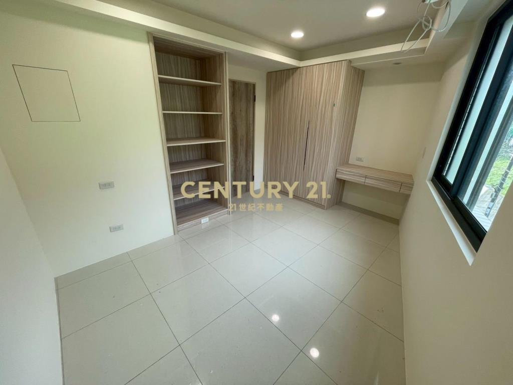 七堵精美裝潢4樓