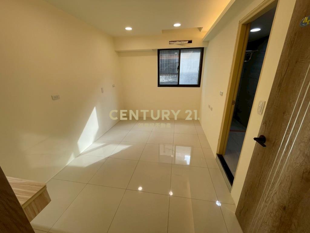 七堵精美裝潢4樓