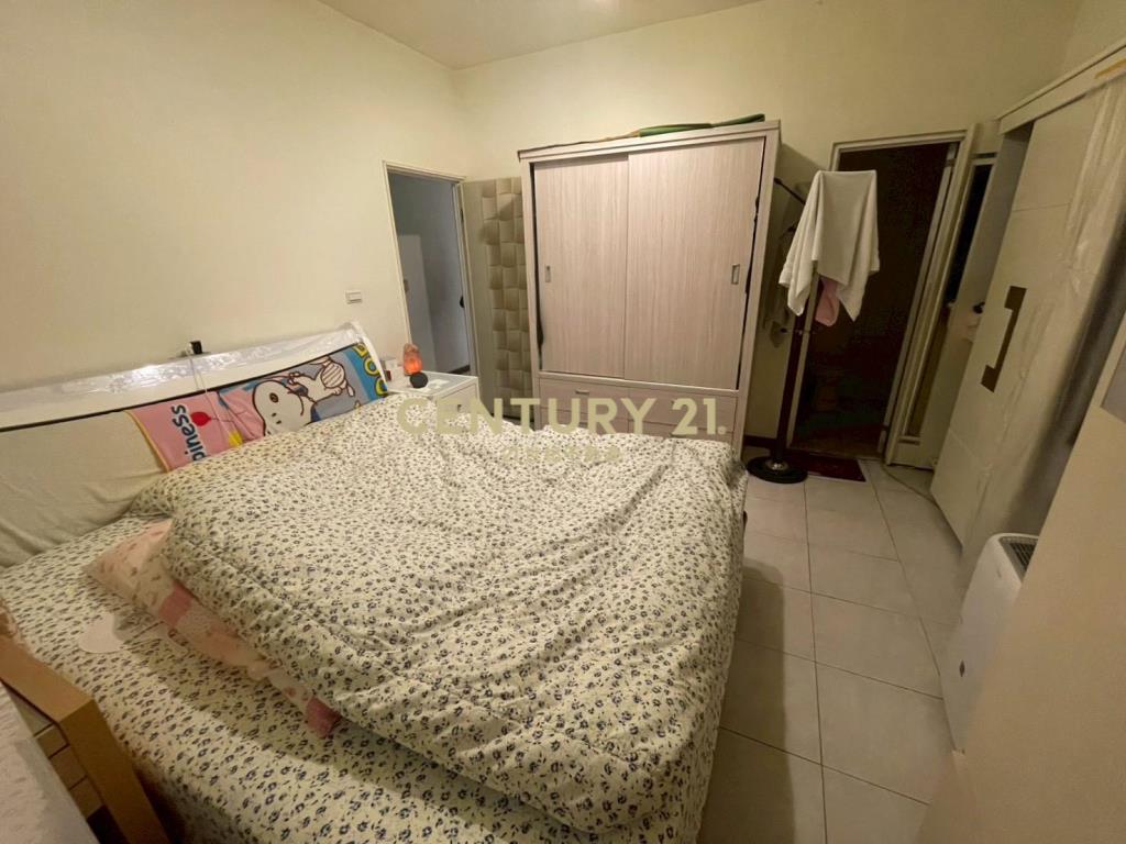 巴塞隆納三房子母車位