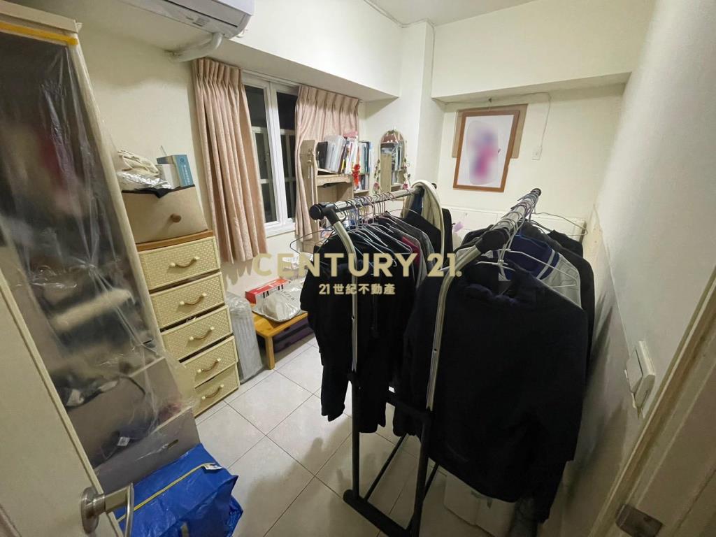 巴塞隆納三房子母車位