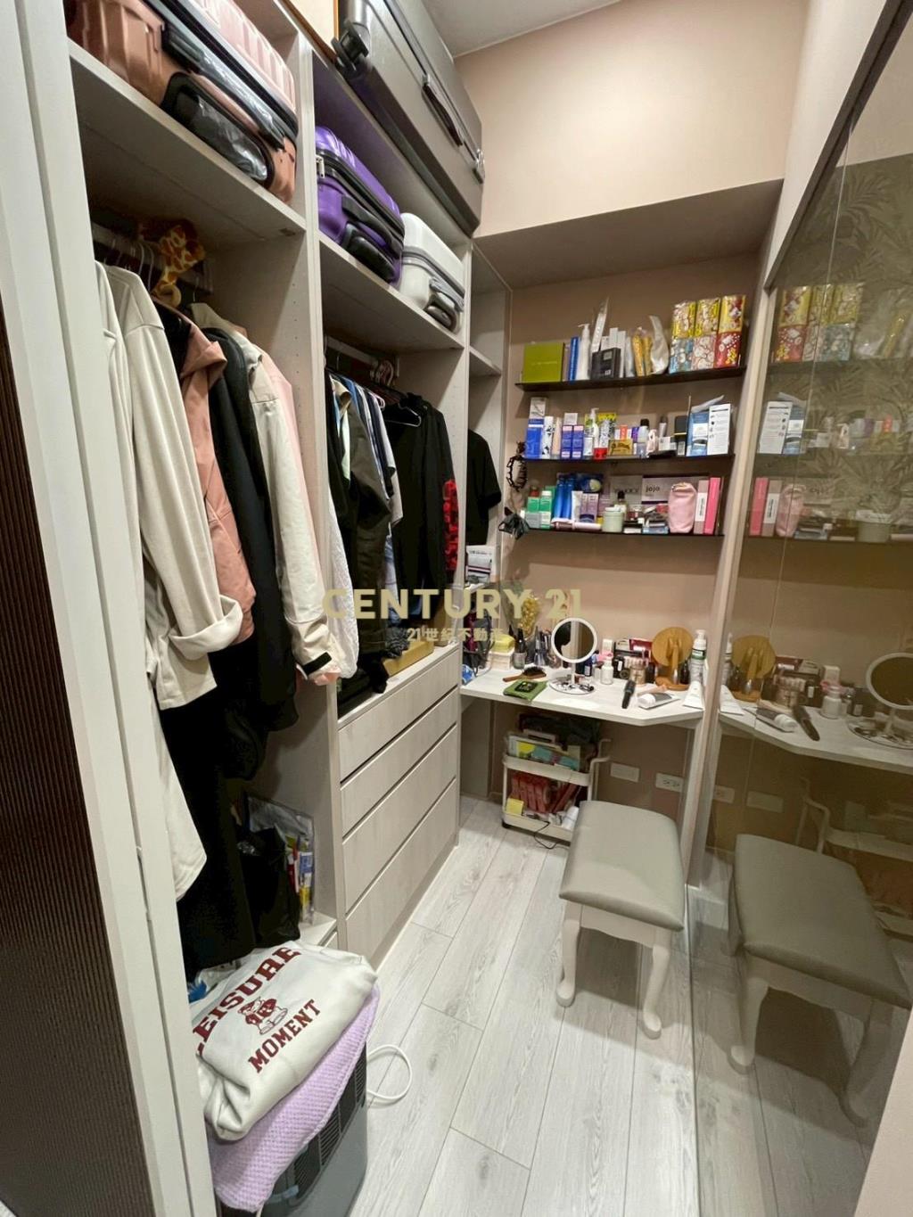 宏貿臻璽溫馨2房