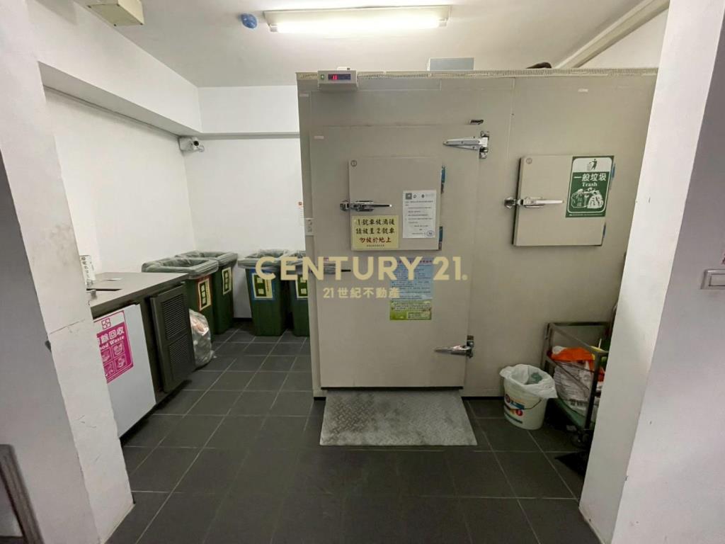 宏貿臻璽溫馨2房