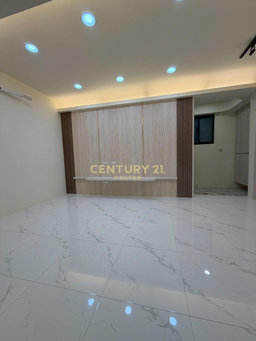 信二路停車場旁精美一樓