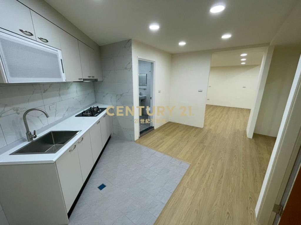 七堵邊間4樓美寓