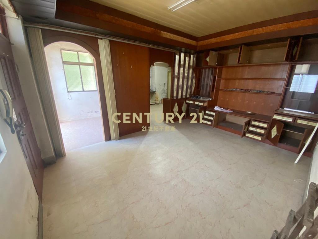 近信義市場2樓4房