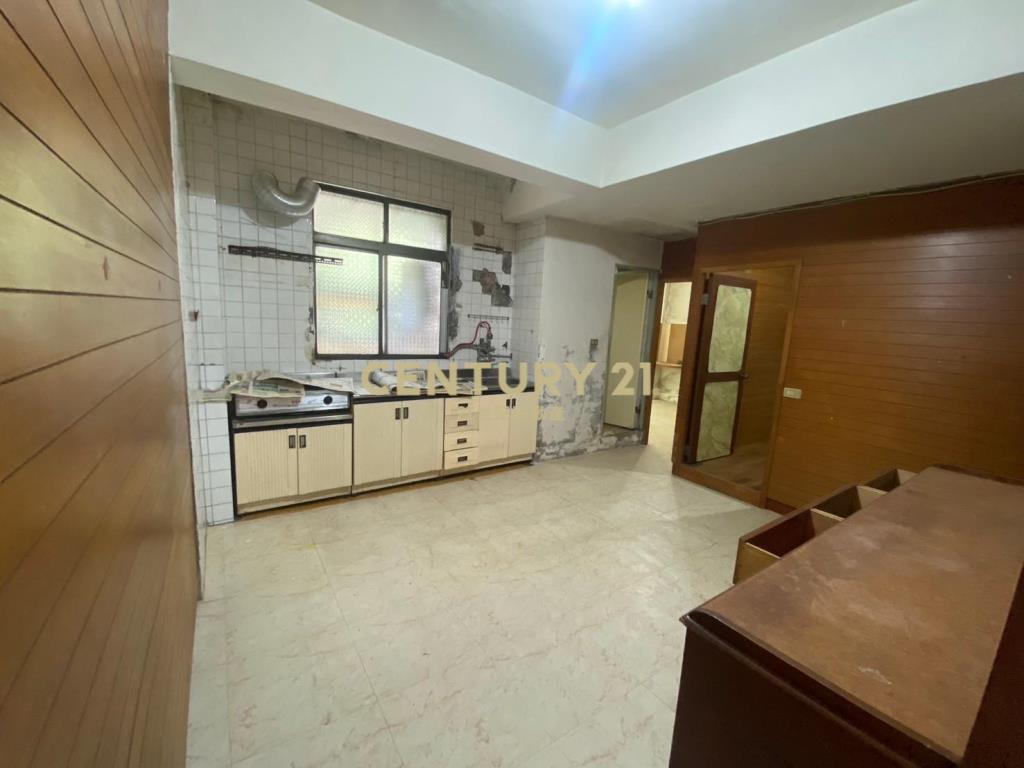 近信義市場2樓4房