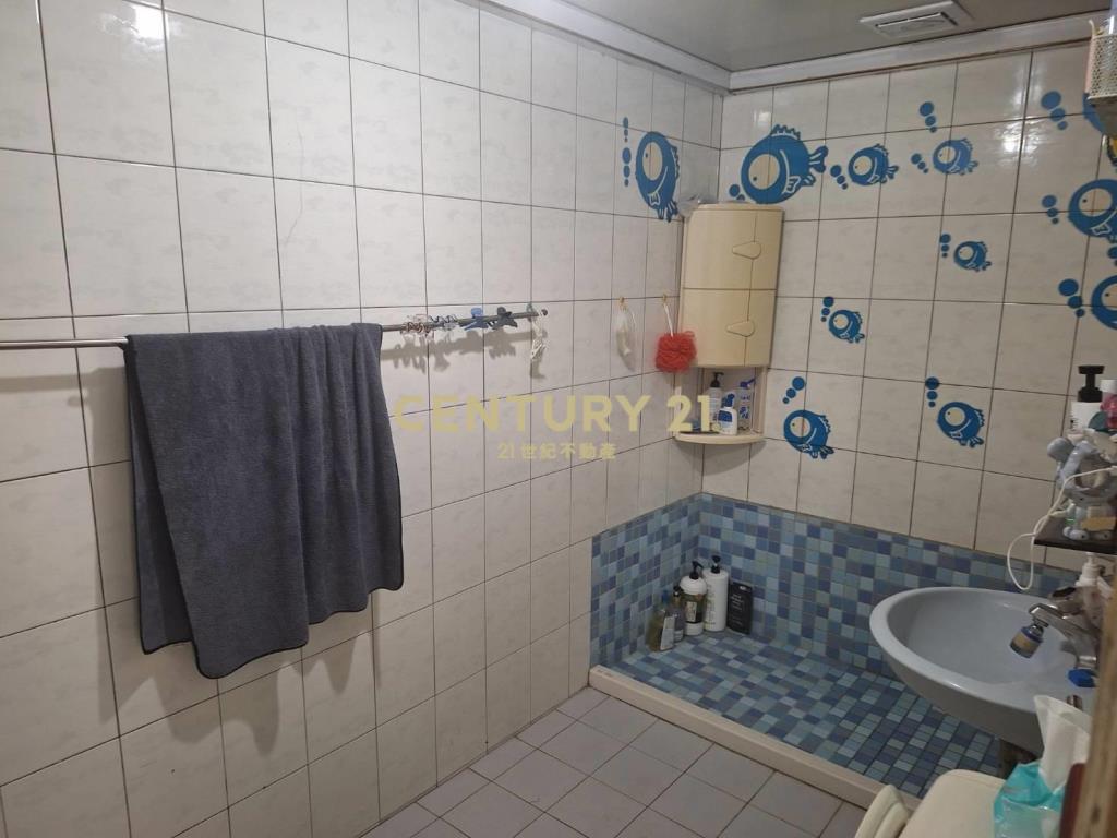 立德路平地三房