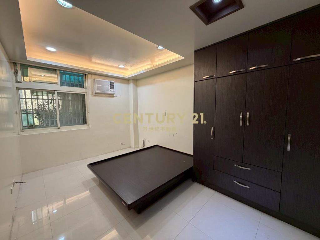 劉銘傳路精美四房2樓