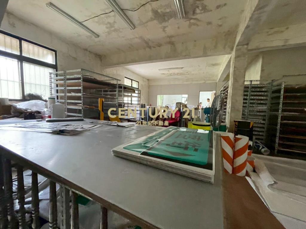 近62四腳亭透天好停車