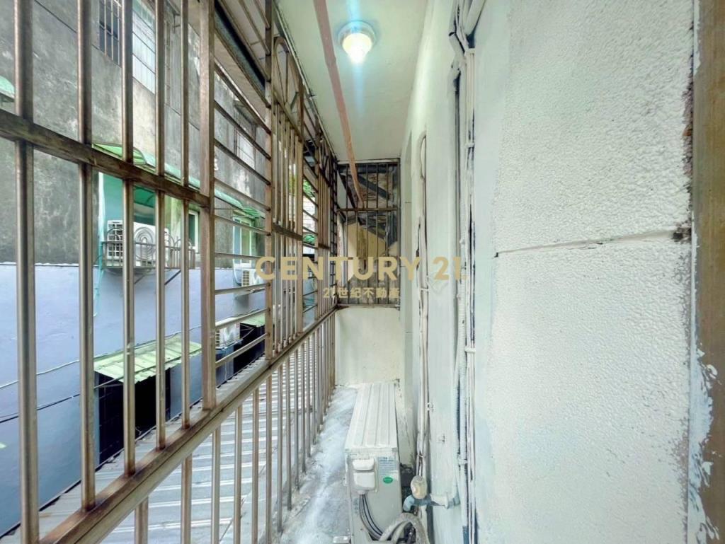 新西街透天