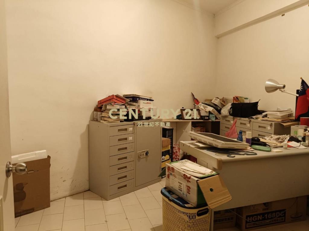 正義實用1樓港景美寓