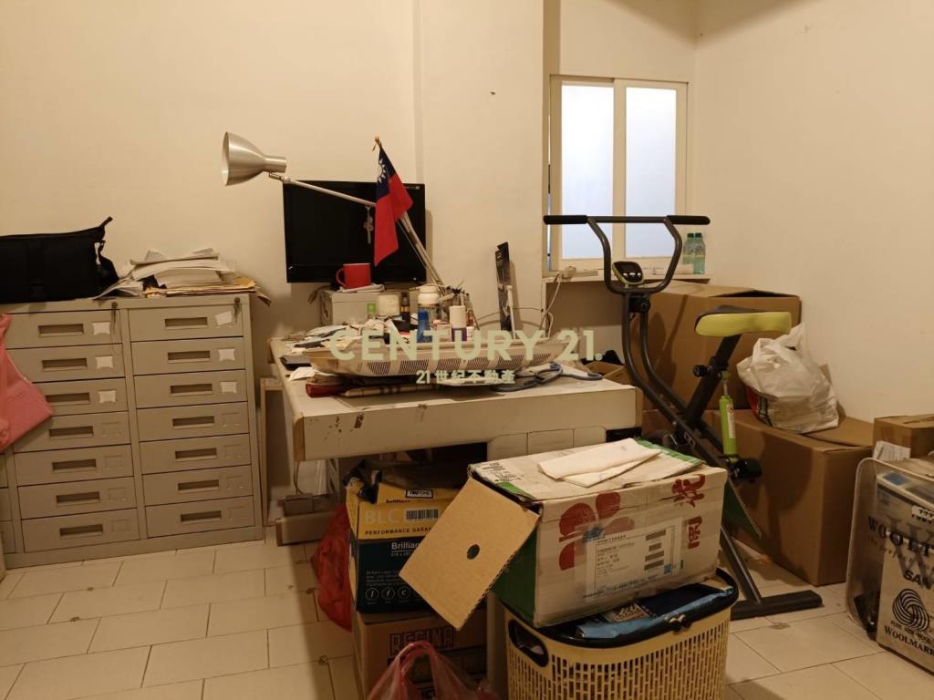 正義實用1樓港景美寓