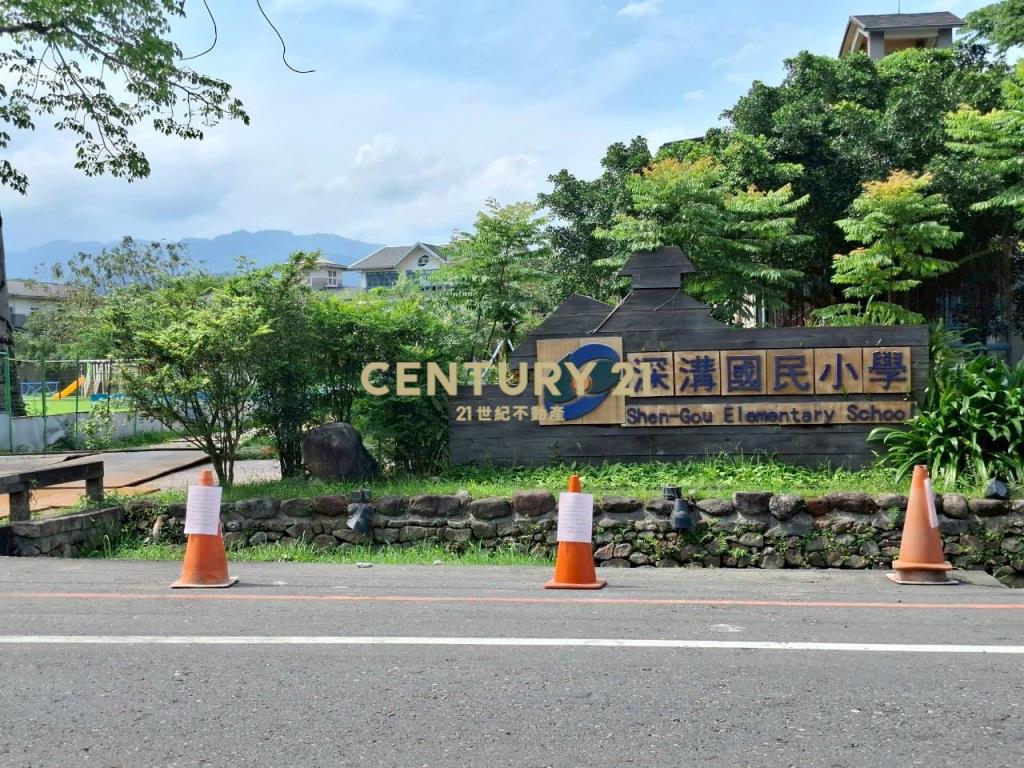 AC866員山尚好段漂亮農地