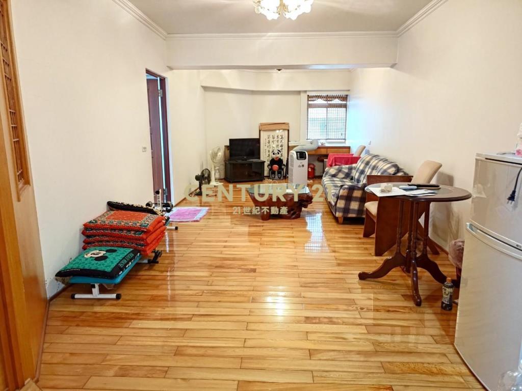 AA555火車站前車位溫泉大套房