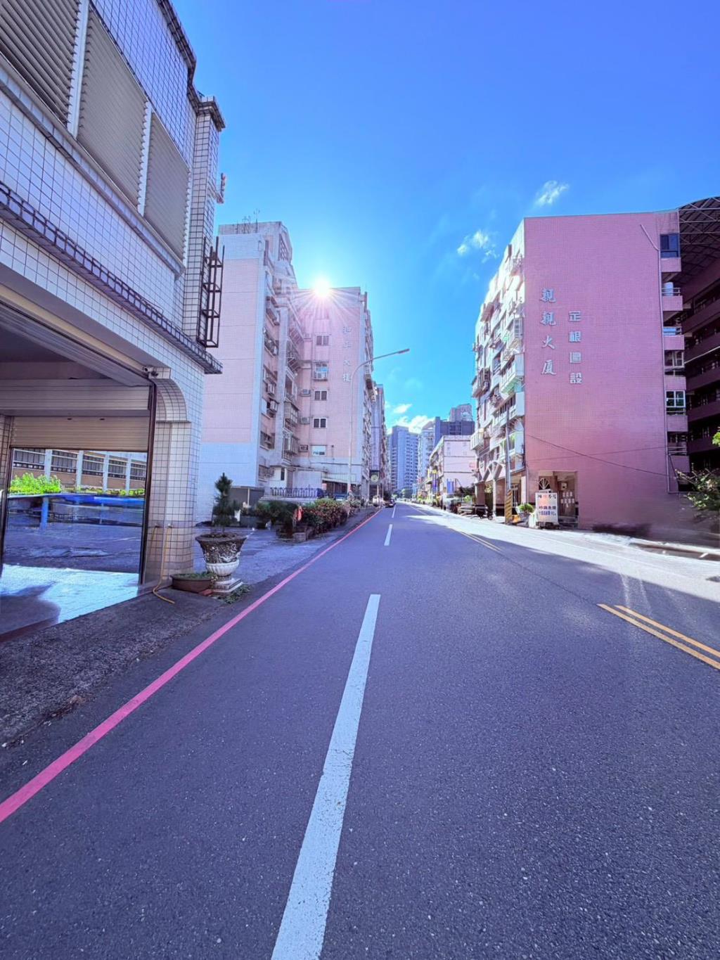AB827 礁溪和平路雙層彈性金店美居