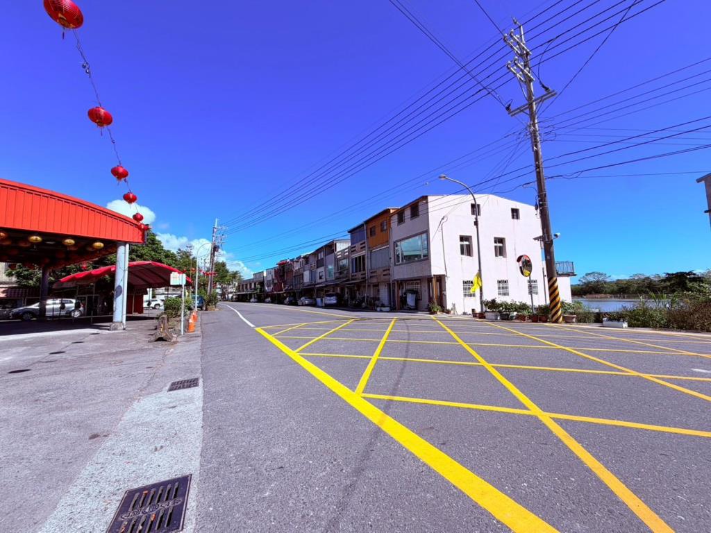 AC898頭城191甲旁大面寬農地