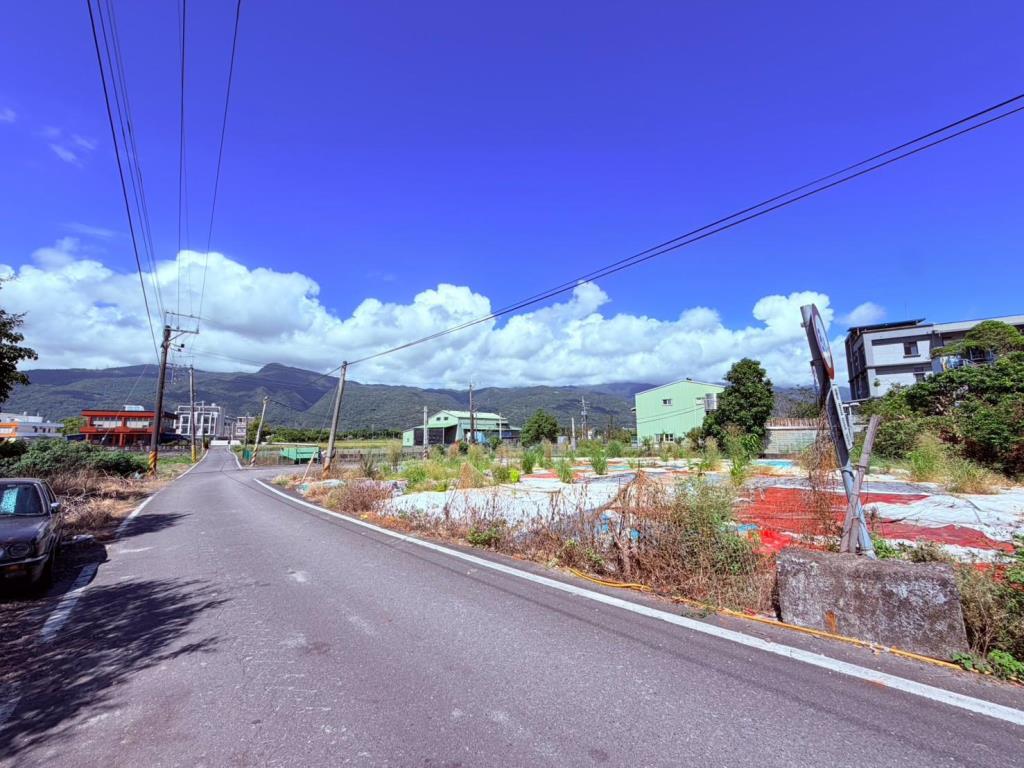 AC898頭城191甲旁大面寬農地