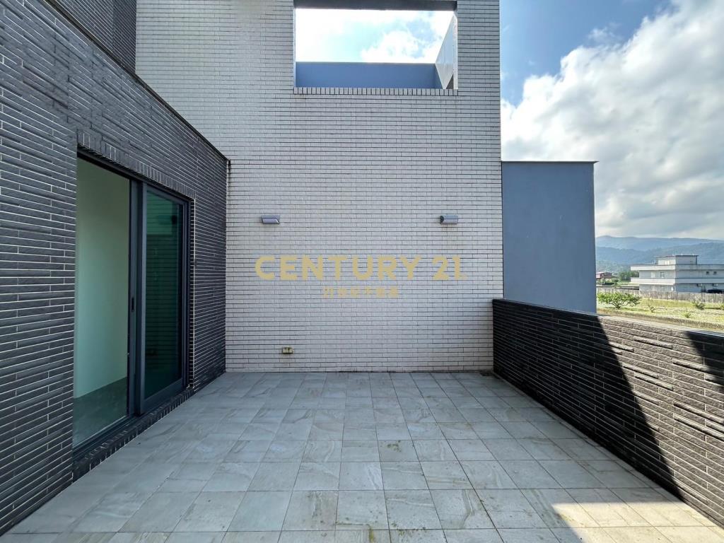 EE136冬山河水岸VILLA農舍