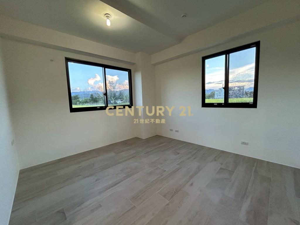 EE148三星Tour Eiffel職人