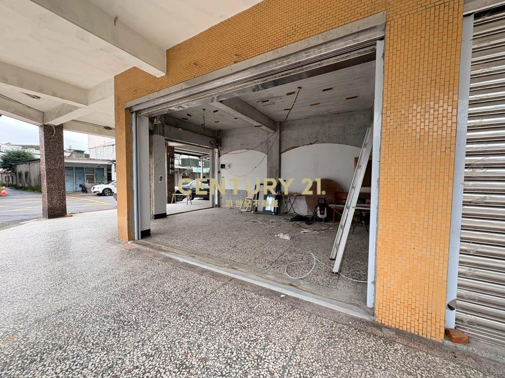 EH045(租)馬賽全聯對面金三角店住