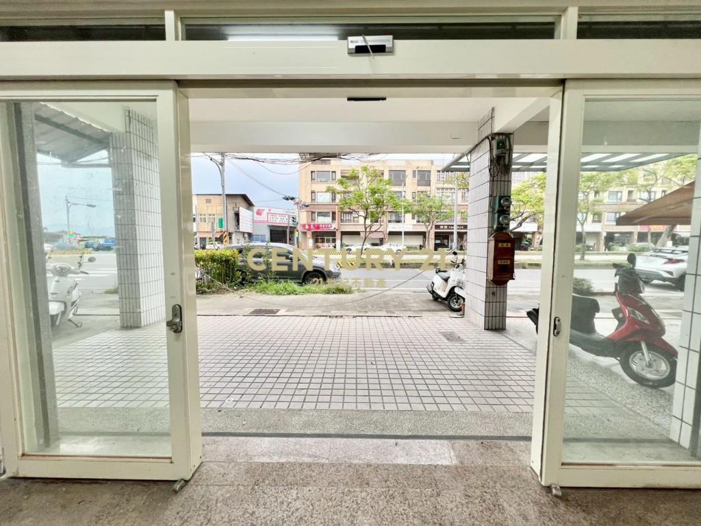 EG125環鎮大道上黃金超值店住