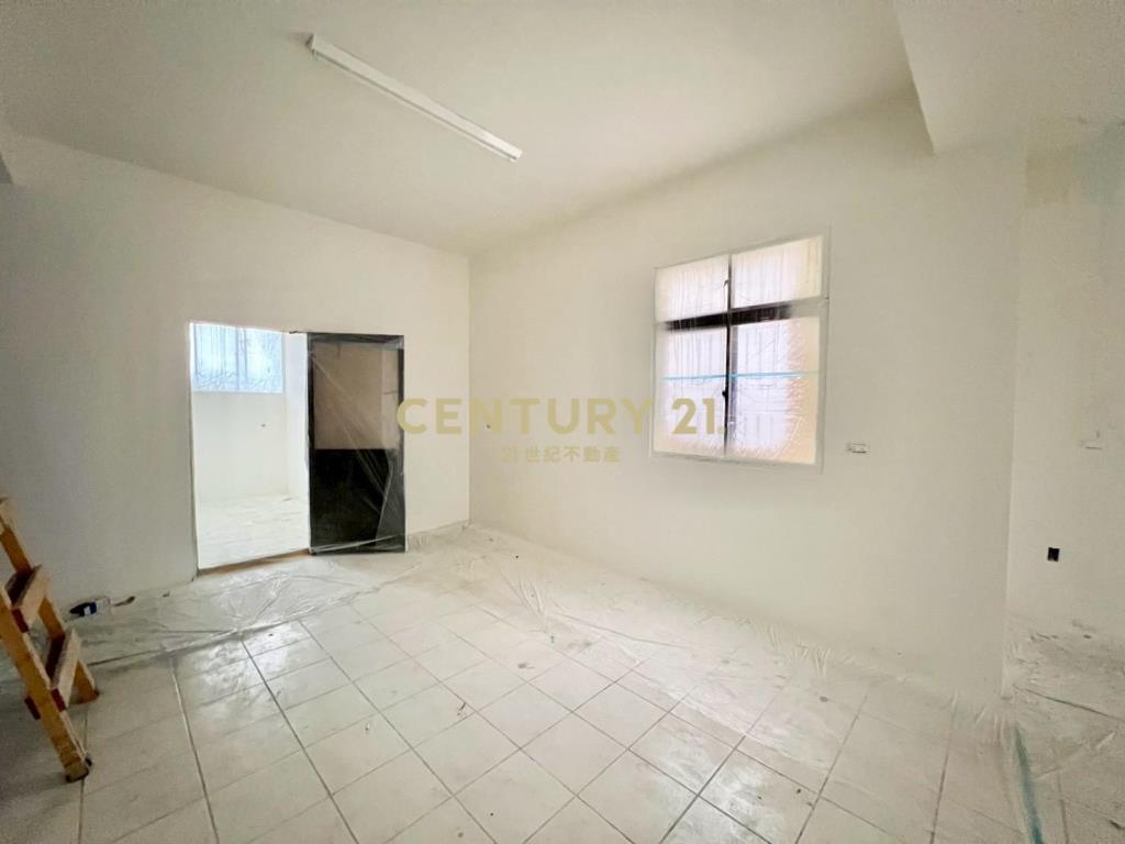 EG125環鎮大道上黃金超值店住