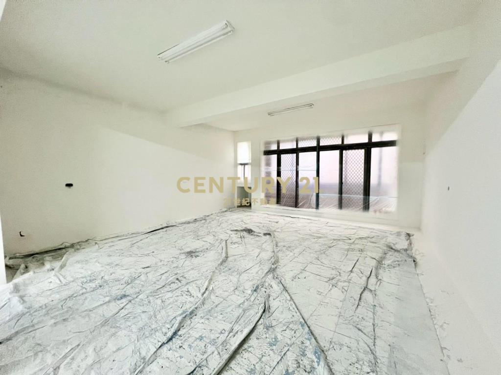 EG125環鎮大道上黃金超值店住