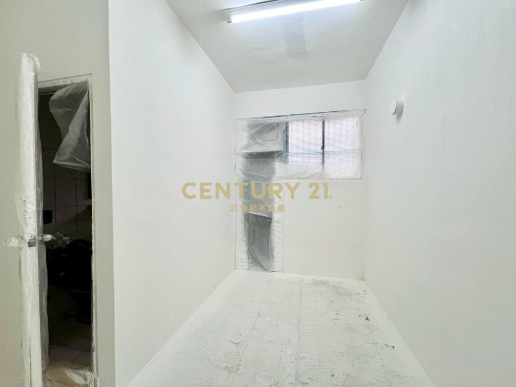 EG125環鎮大道上黃金超值店住